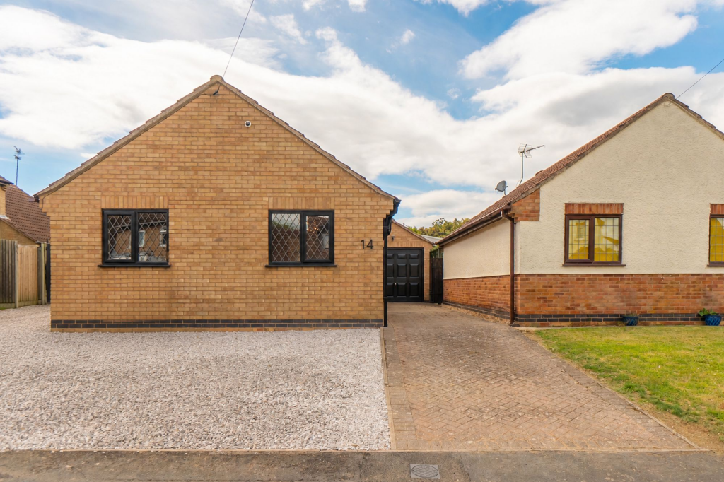 Main image of property: Woodbank, Burbage, LE10