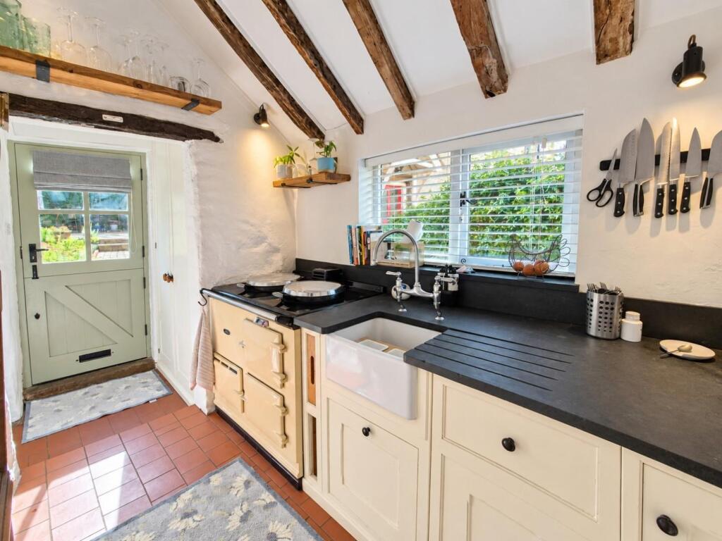 House in Northampton - View 5