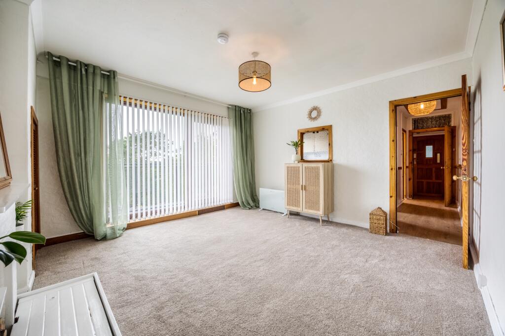 St. Andrews Brae, Dumbarton G82  photo 4