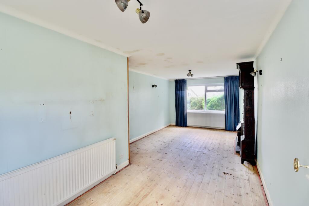 House in Bradford, Denholme - View 3