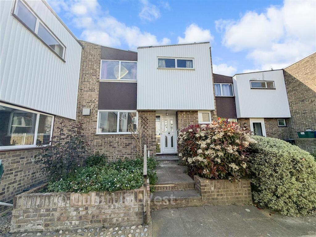 Main image of property: Regency Walk, Shirley, Croydon, Surrey