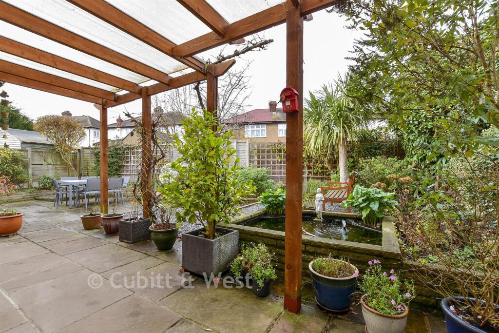Goidel Close, Wallington, Surrey photo 2