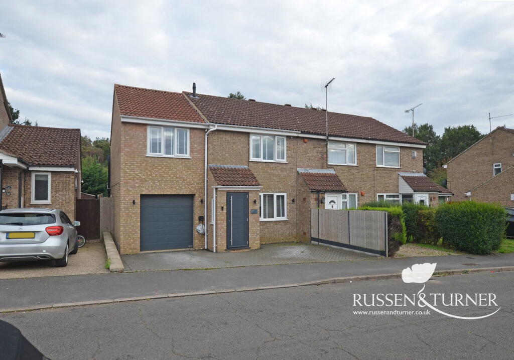 3-bed terraced on Corbyn Shaw Road, King's Lynn, PE30 4UL, £265,000