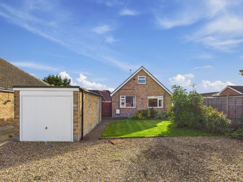 2-bed house on Westlands Way, Leven, Beverley, East Riding of Yorkshire, HU17, £225,000