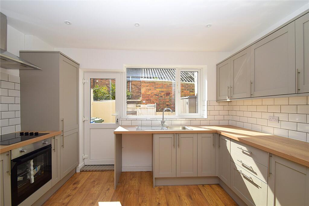 House in Scarborough, The Old Town - View 5