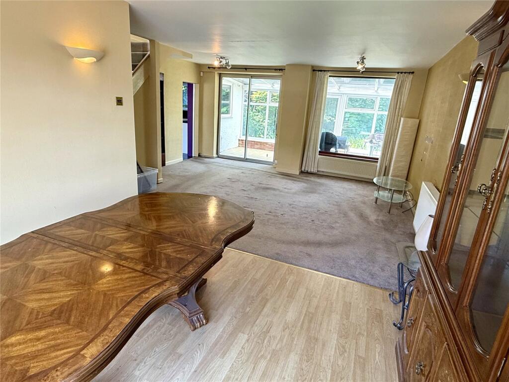 House in Oldham, Shaw Side, Watersheddings - View 3