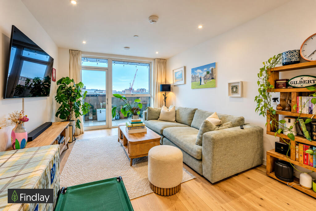 Main image of property: Mentmore Terrace, London, E8