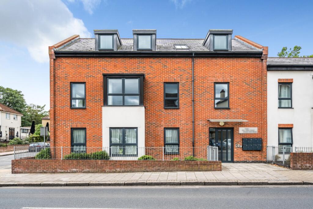 Main image of property: Elmers End Road, Beckenham, Kent, BR3