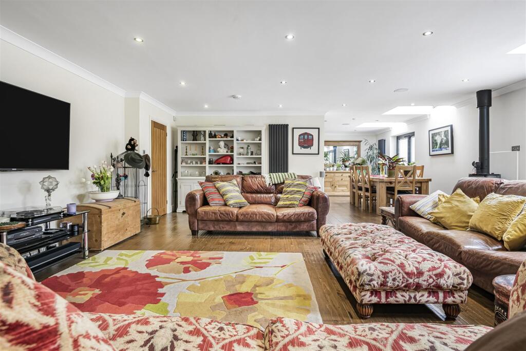 House in London - More