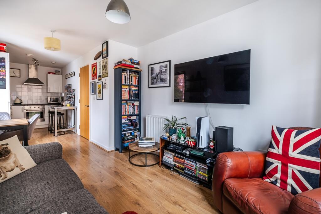 Main image of property: Wingate Square London SW4