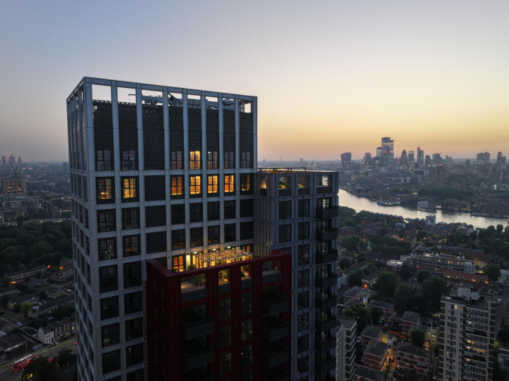 Apartment in London, Canada Water, Rotherhithe - View 3