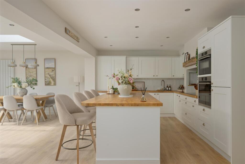 House in Perth - More