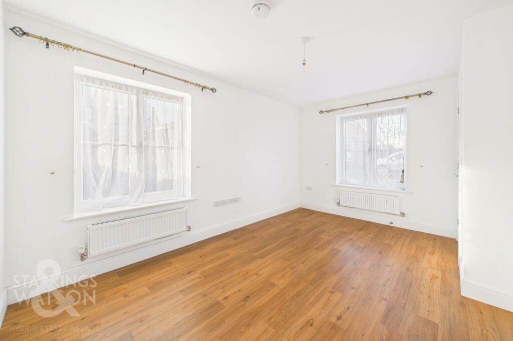 Willow Drive, Hempnall, Norwich photo 2