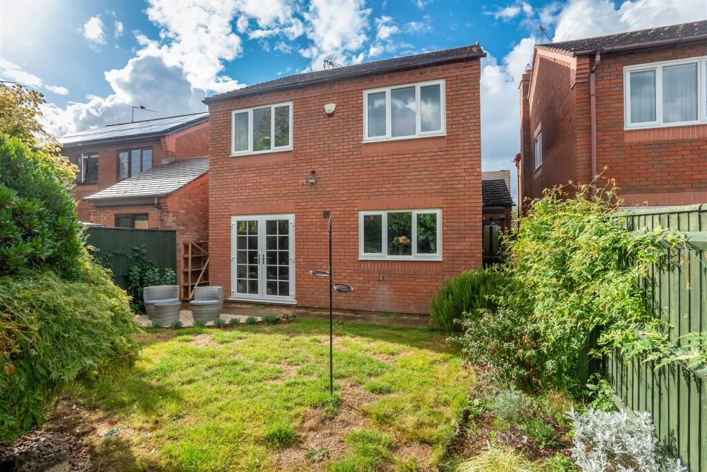 House in Stratford-on-Avon, Wellesbourne CP - View 4