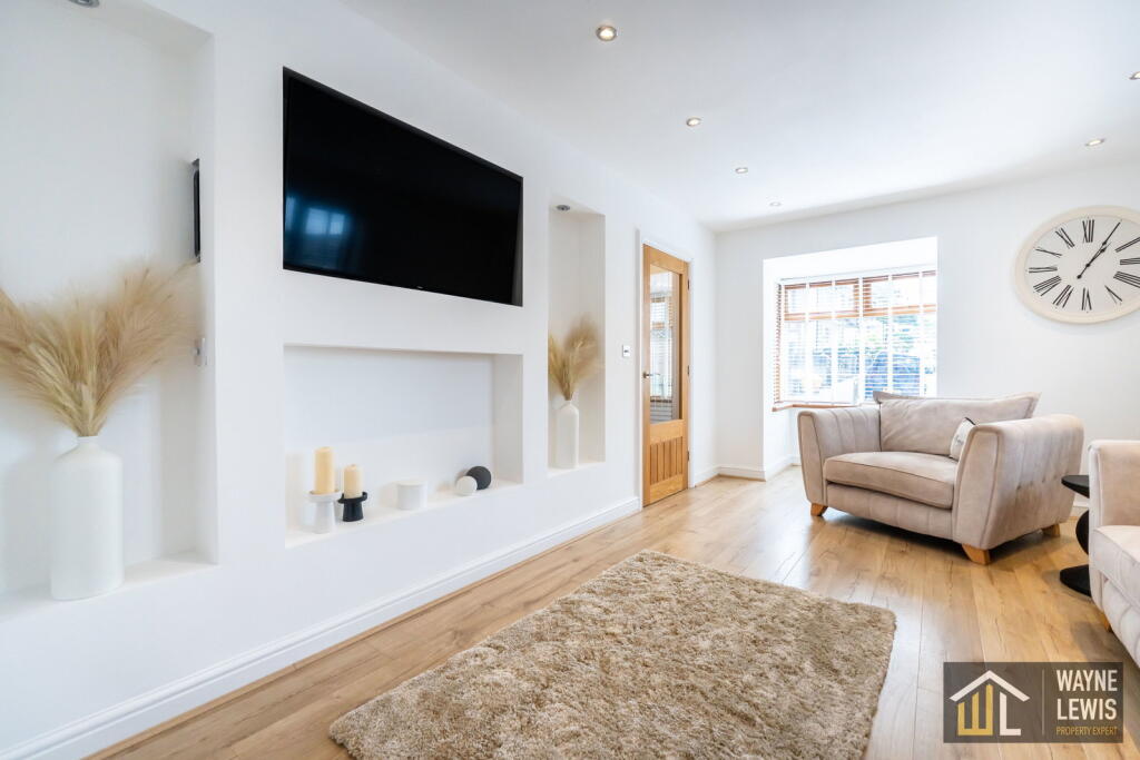House in Pontypridd, Rhondda Cynon Taf - View 5
