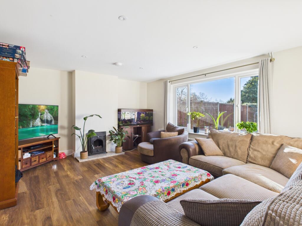 House in Basingstoke and Deane, Basingstoke - View 5