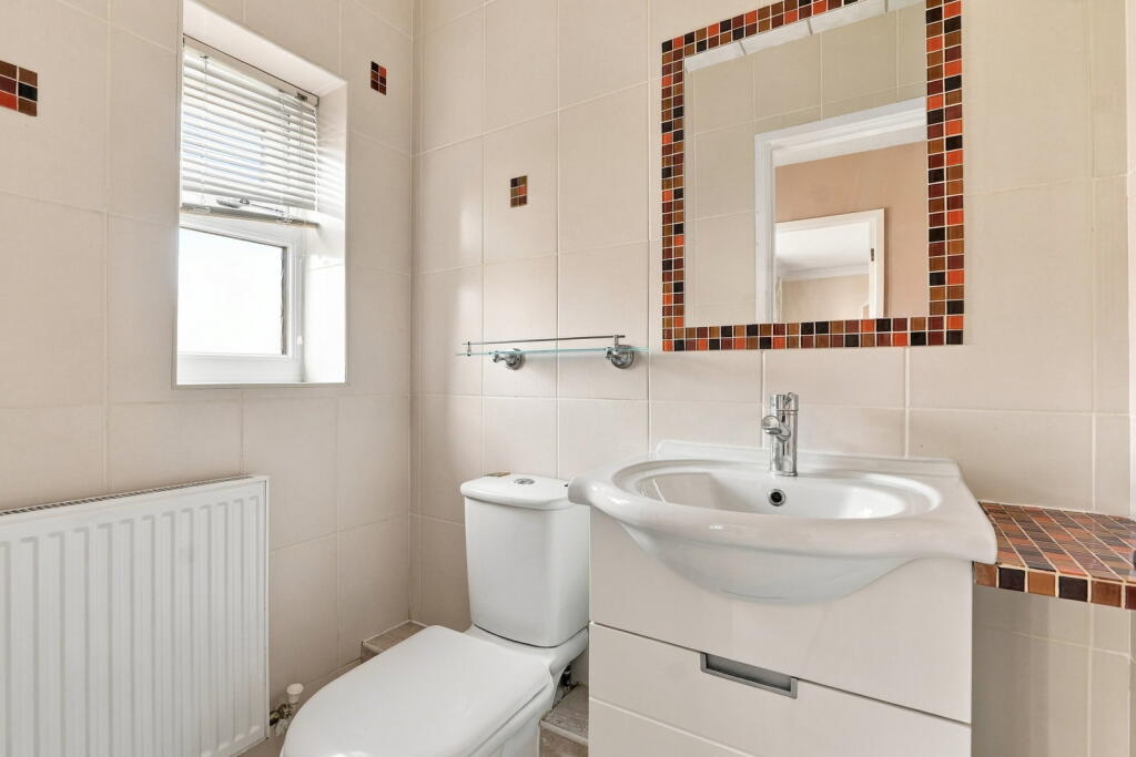 House in Rotherham, Bramley - View 4