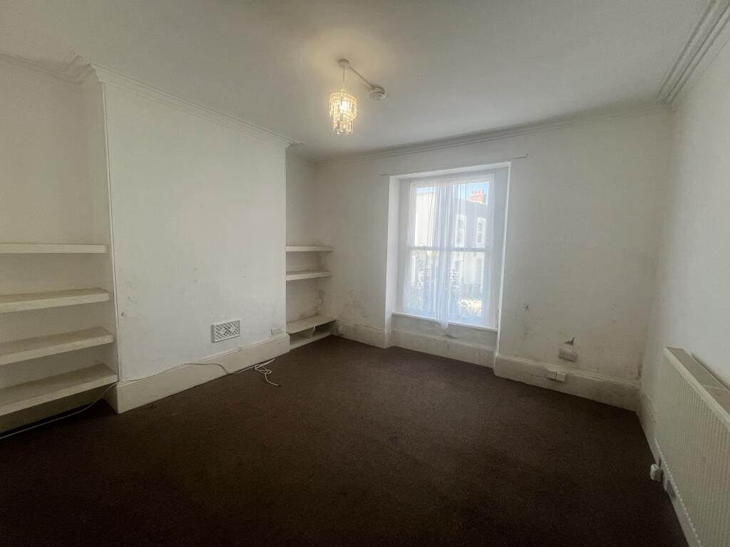 Apartment in Plymouth - View 2