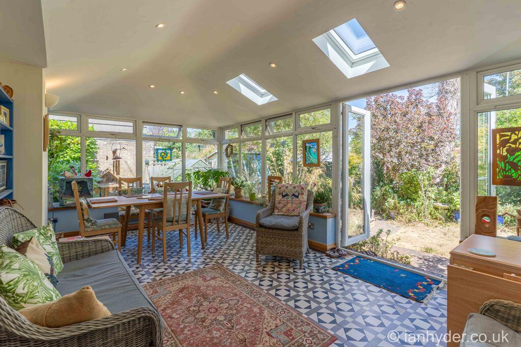 House in Brighton - View 5