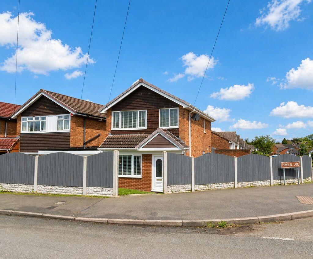 Main image of property: Whitehorse Road, Brownhills, Walsall WS8 7PG 