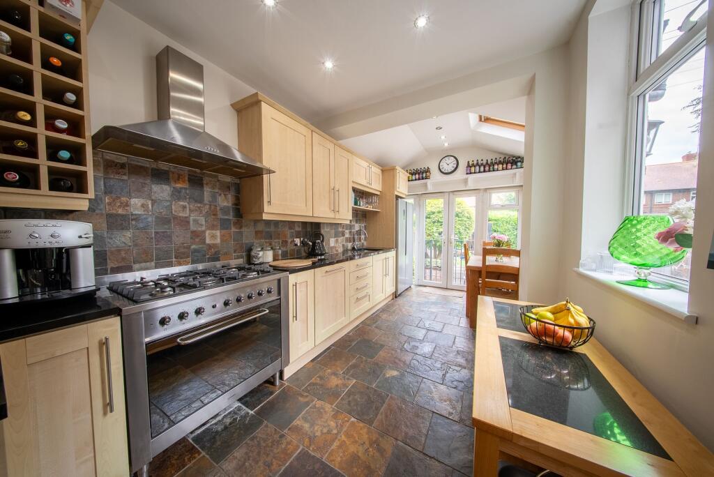 Manchester Road, Altrincham, WA14 – pohled 4