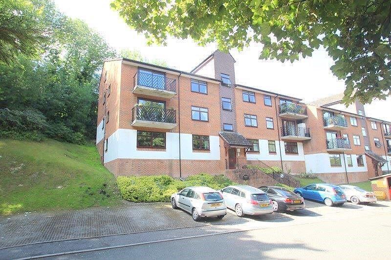 Main image of property: 1 bedroom Flat in Whyteleafe
