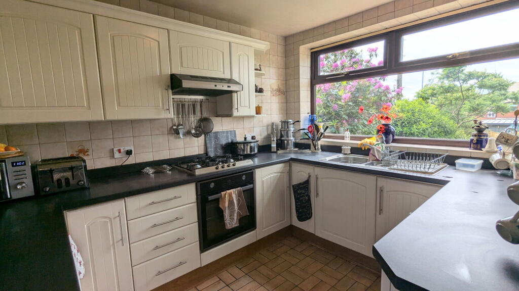 Sunny Drive, Orrell, Wigan, WN5 8LP photo 4