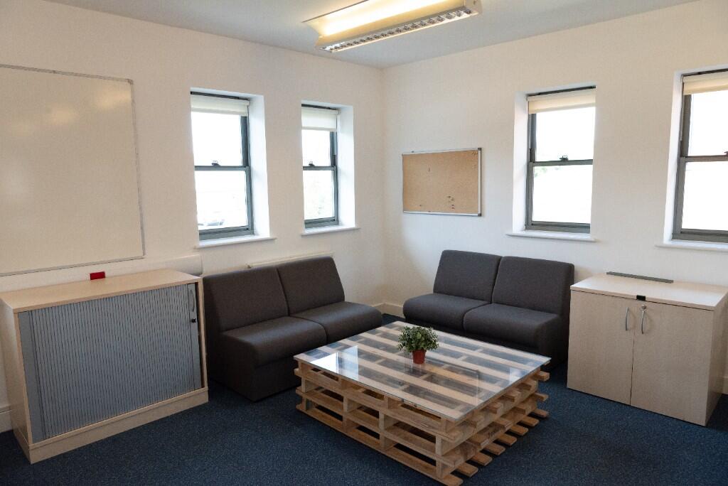 Large office III
