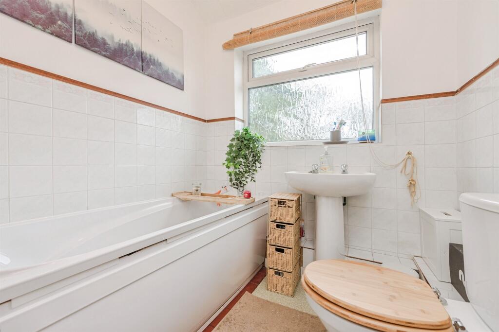 Additional image 18 of Daintry Drive, Hopwas, Tamworth