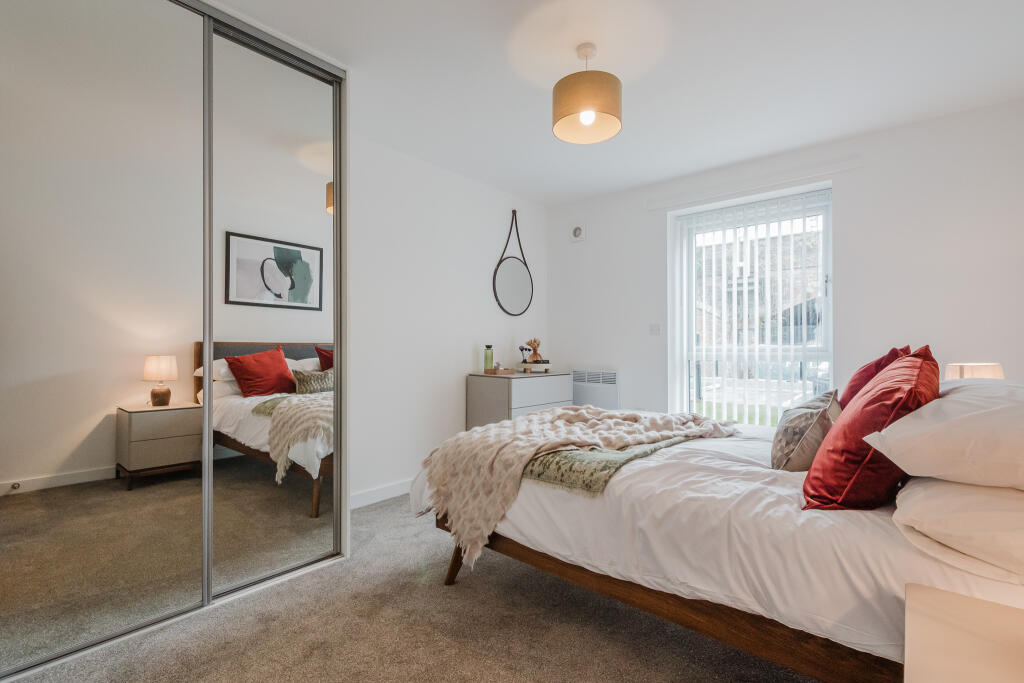 Apartment in Manchester - View 5
