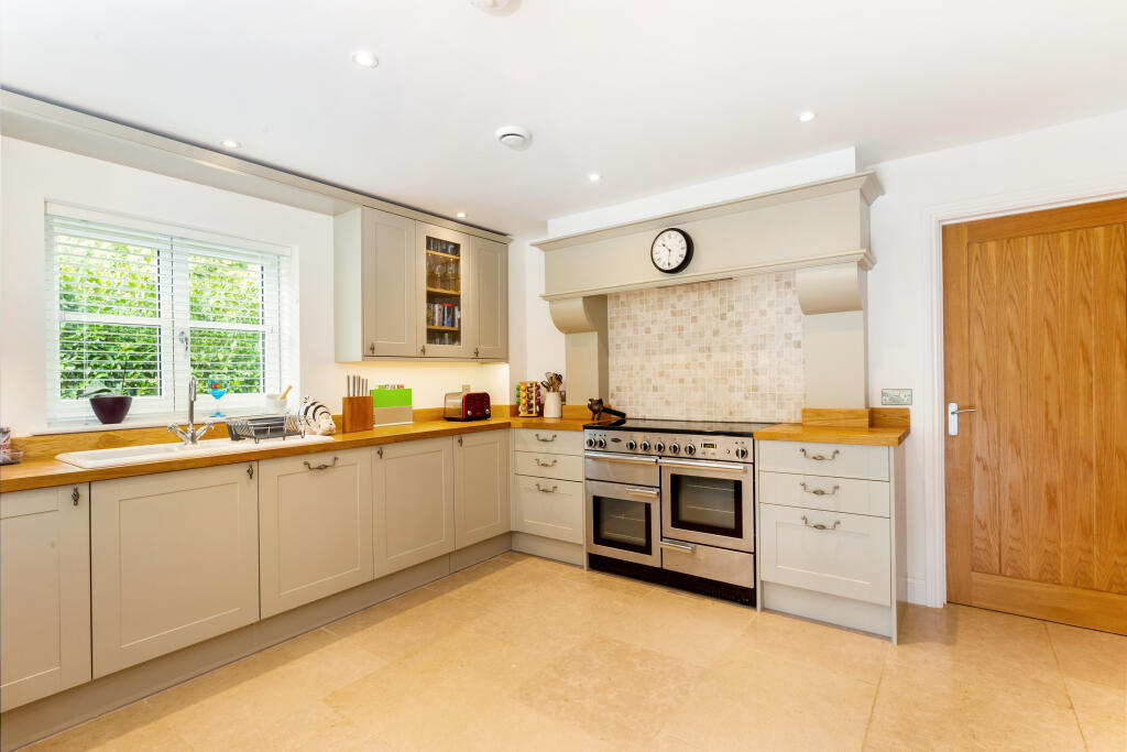 House in Test Valley, West Tytherley - View 5