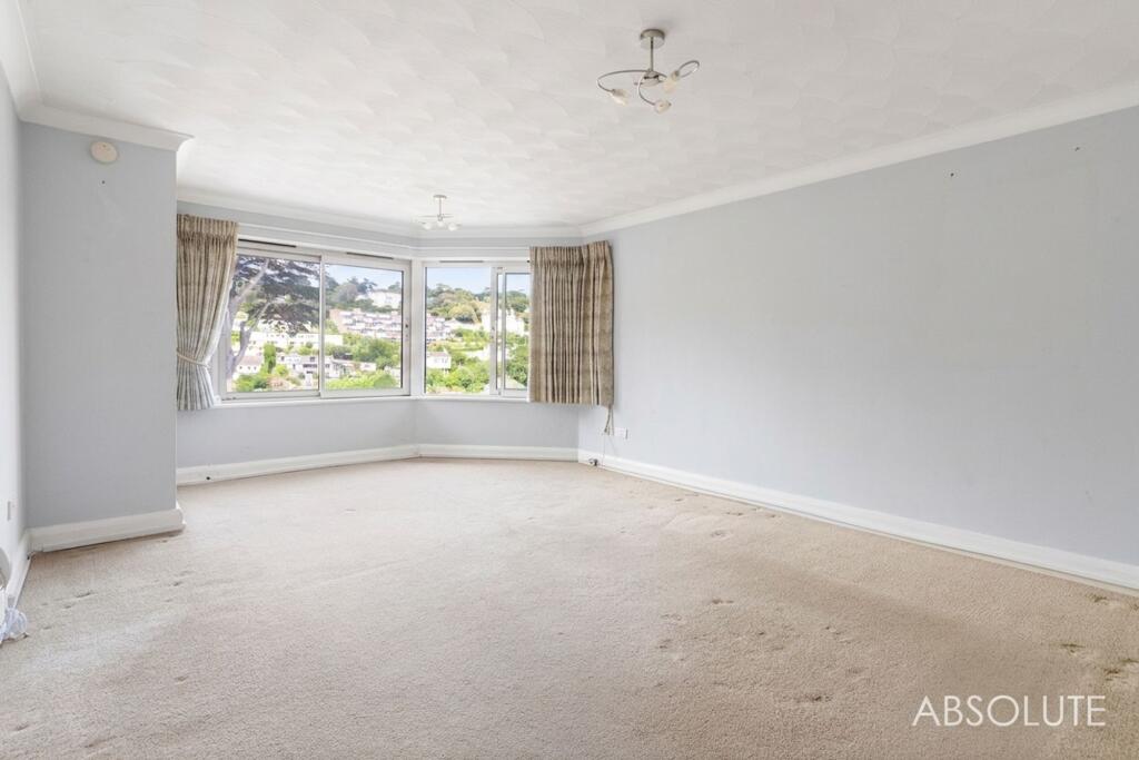 Apartment in Torquay, Torbay - View 5