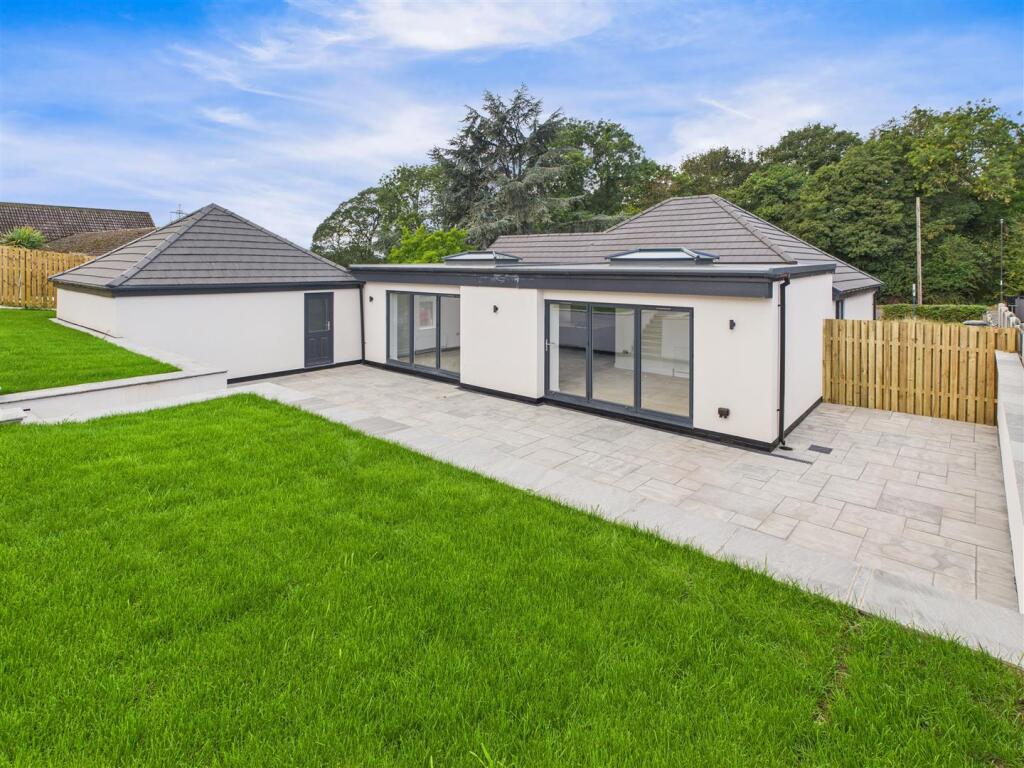 Main image of property: Hague Lane, Renishaw, Sheffield