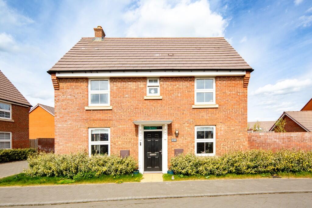 Main image of property: Alfred Way, Buckingham, Buckinghamshire, MK18