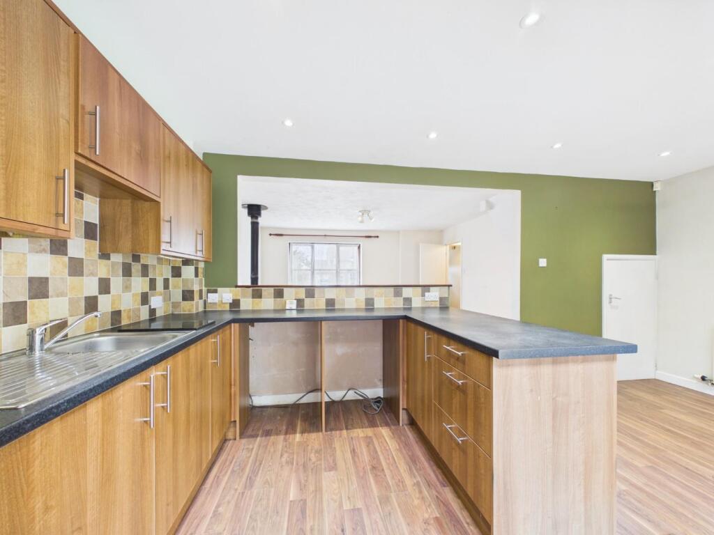 House in Gloucester - More