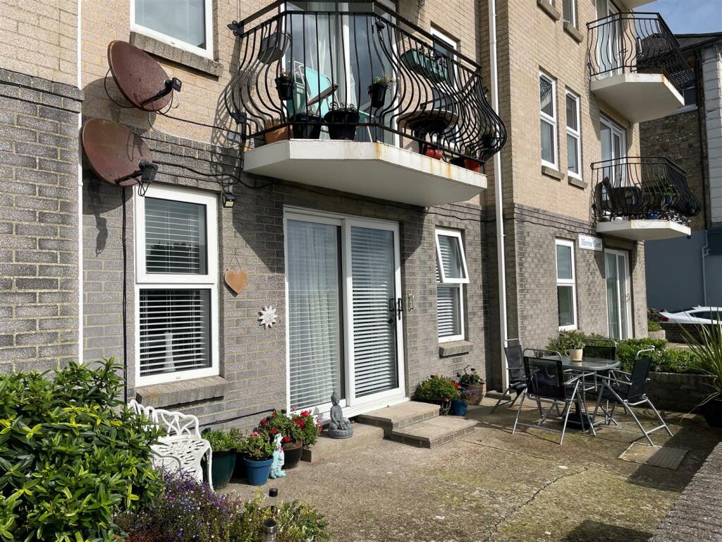 Hambrough Road, Ventnor photo 3