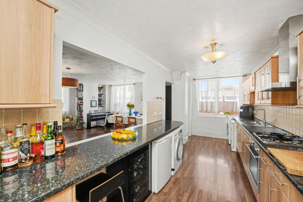 Main image of property: Regents Canal House, Limehouse, London, E14