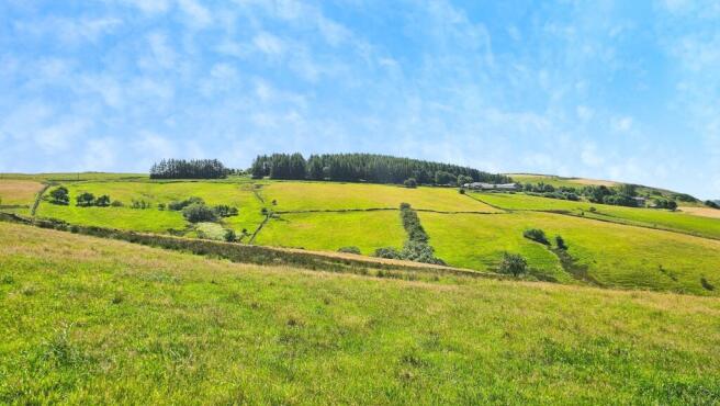 Higher Castleshaw Farm