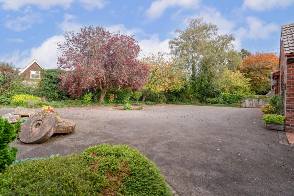 Park Lane, Bewdley, DY12 photo 4
