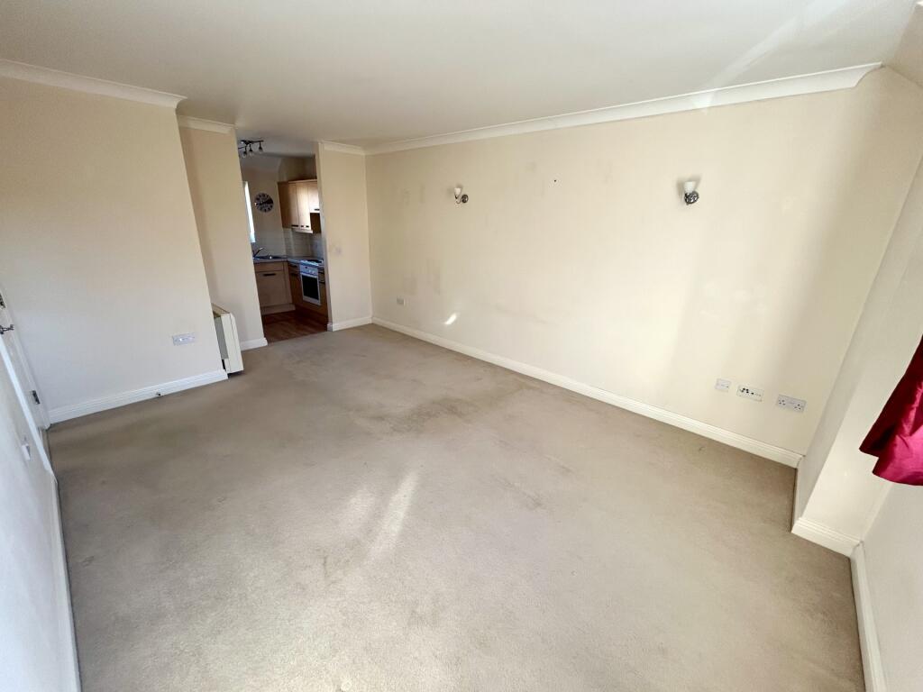 Additional image 4 of Shrewsbury Road, Yeovil, BA21