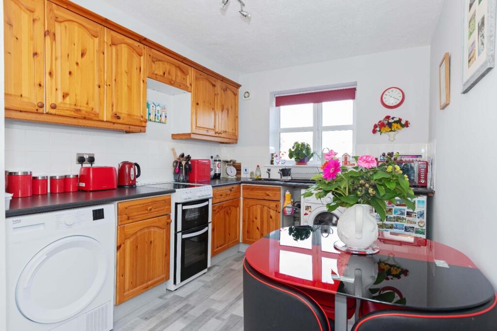 Carnforth Road, Sompting, Lancing photo 4