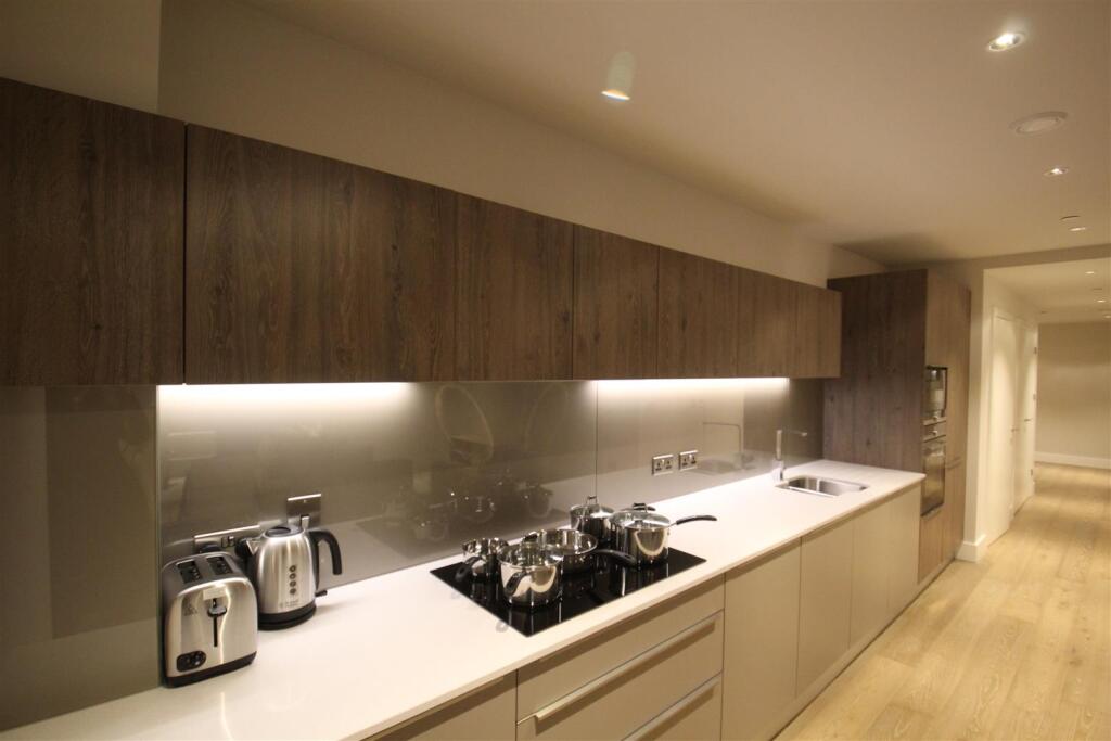 Apartment in London, Clapham Junction - View 2