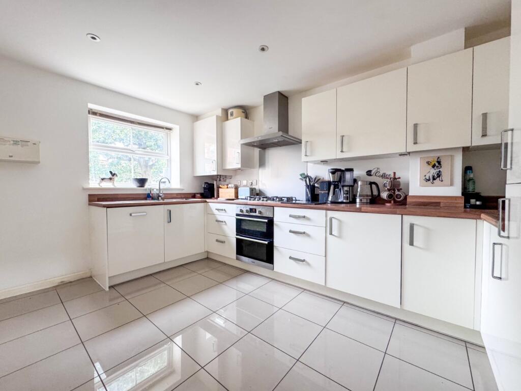 House in Bristol, Brabazon, Charlton Hayes - More
