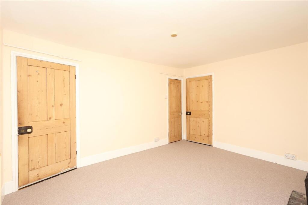 House in Wealden, Arlington - View 4