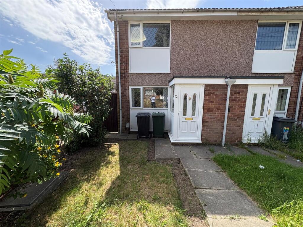 Main image of property: Groves Hall Road, Dewsbury Moor, Dewsbury