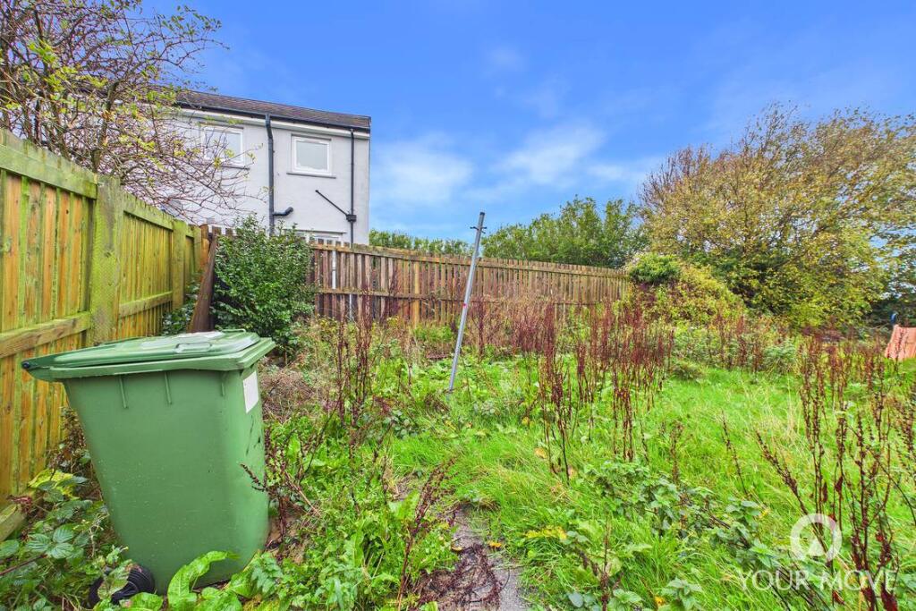 Pearl Road, Salterbeck, Workington, Cumbria, CA14 photo 4