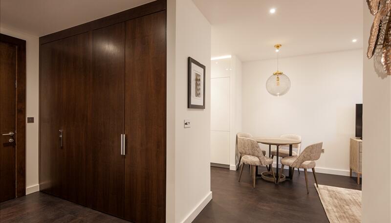 Apartment in London - View 5