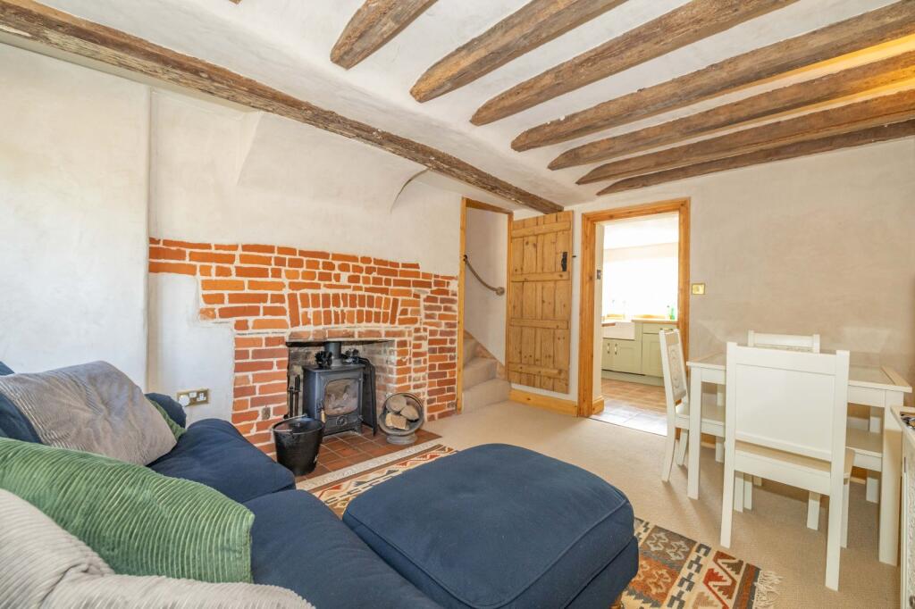 House in Tonbridge - More