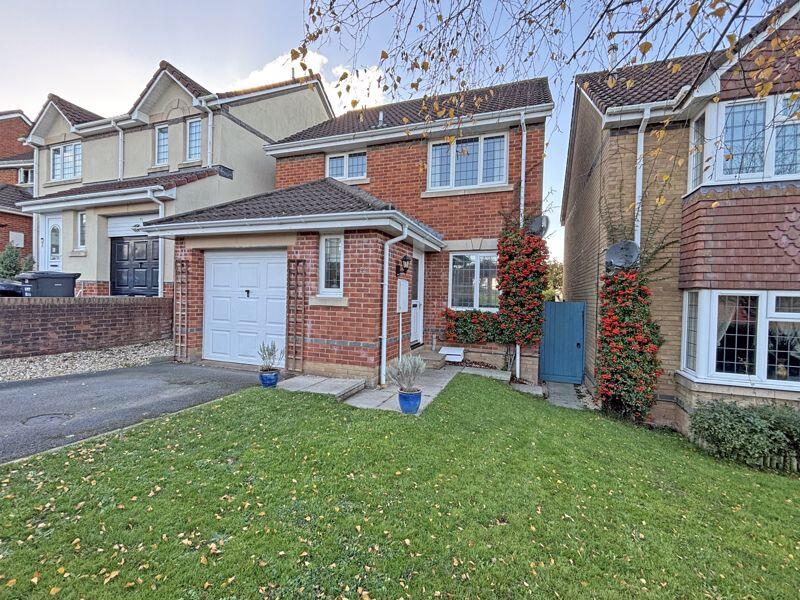 3-bed detached on Rope Walk, Wellington, £338,000