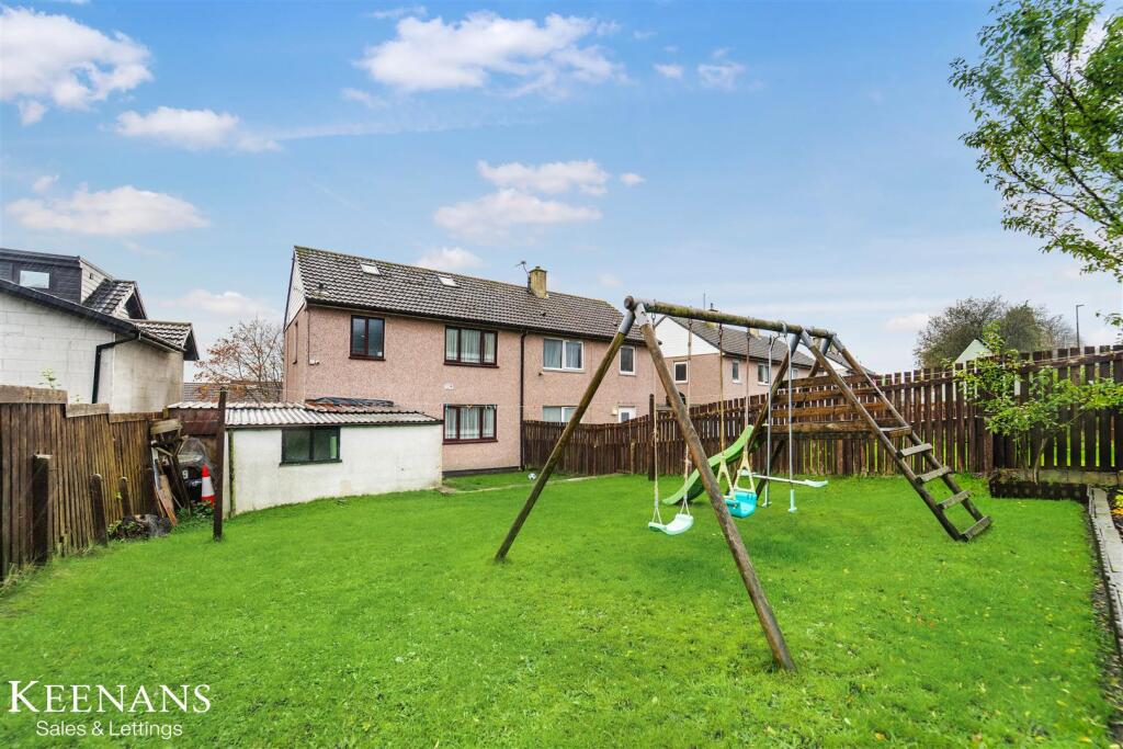 Tintern Crescent, Blackburn - View 5